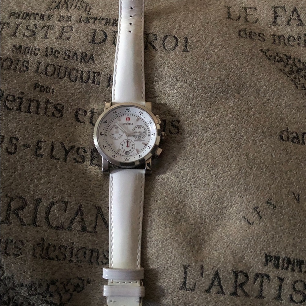 Watch - Picture 2 of 3